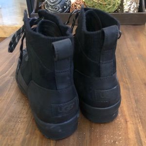 ugg cayli waterproof duck boot